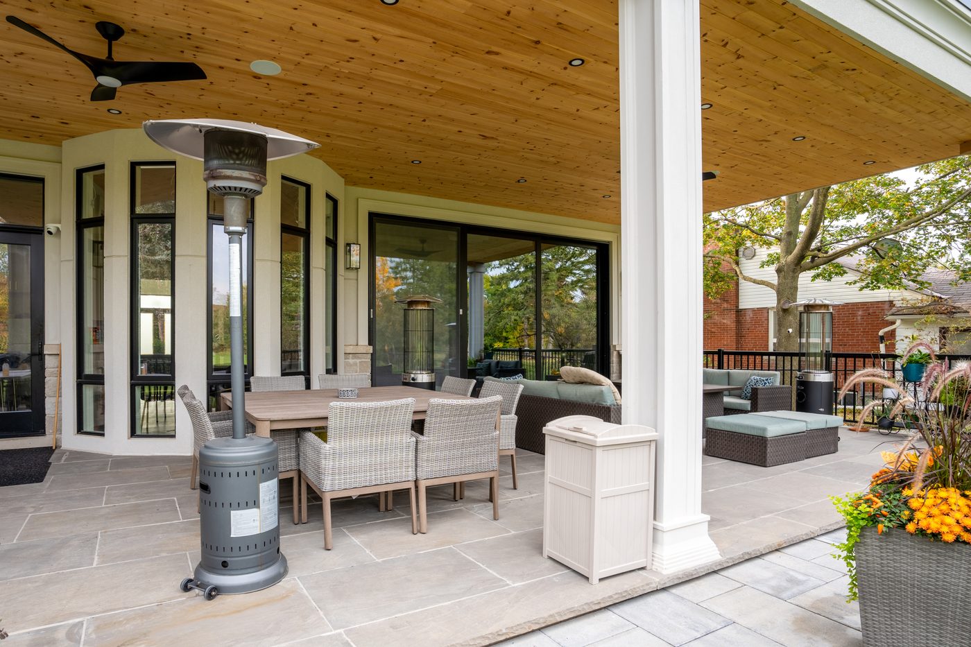 Project: Estate - Covered patio