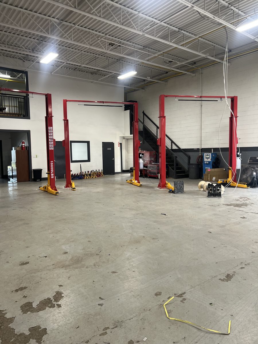 Project Hoist - Two post hoists