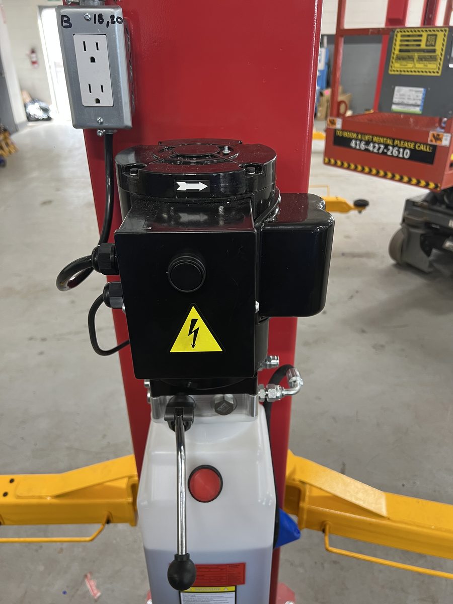 Project Hoist - Motor and outlet detail